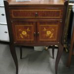 430 8122 CHEST OF DRAWERS